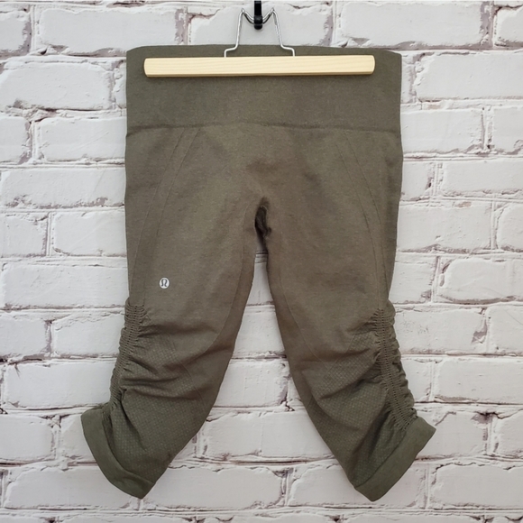 Lululemon In The Flow Seamless Crops Fatigue Green - Picture 5 of 7